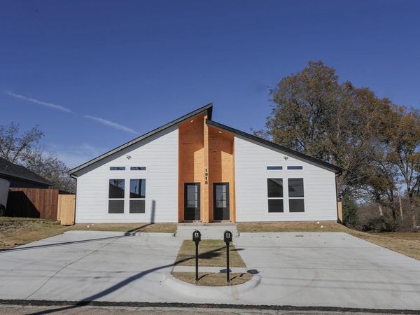1918 Church Street , Greenville, TX 75401