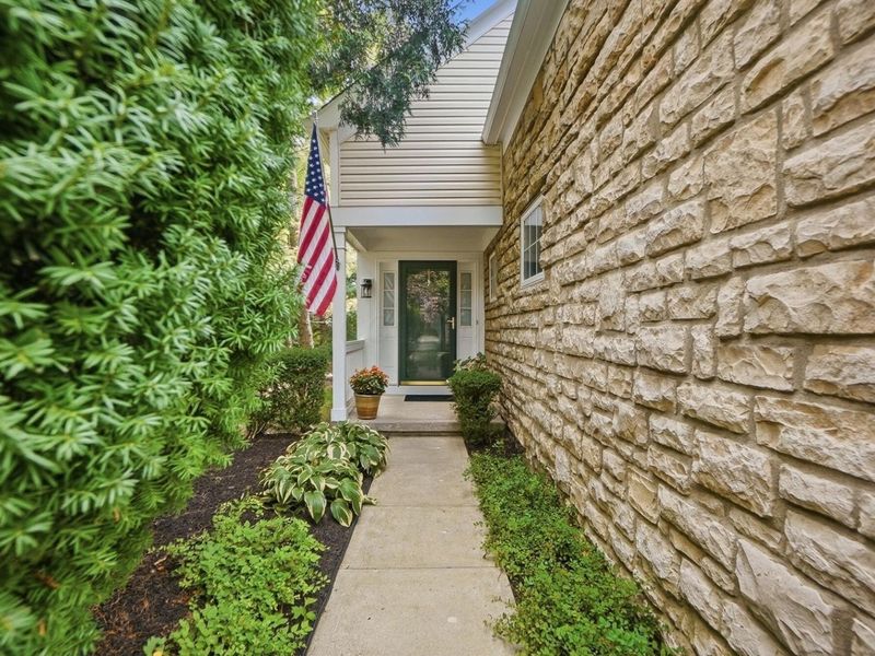321 Sycamore Ridge Way, Gahanna, OH 43230 Photo 4