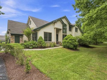 1712 YARDLEY DRIVE, WEST CHESTER, PA 19380