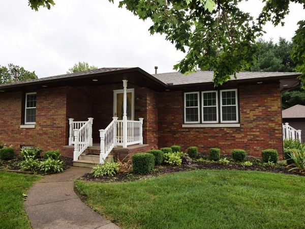 634 N Meadow Street , Geneseo, IL 61254
