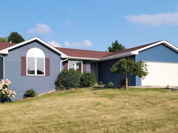 4202 Sunbury Drive , Rockford, IL 61109