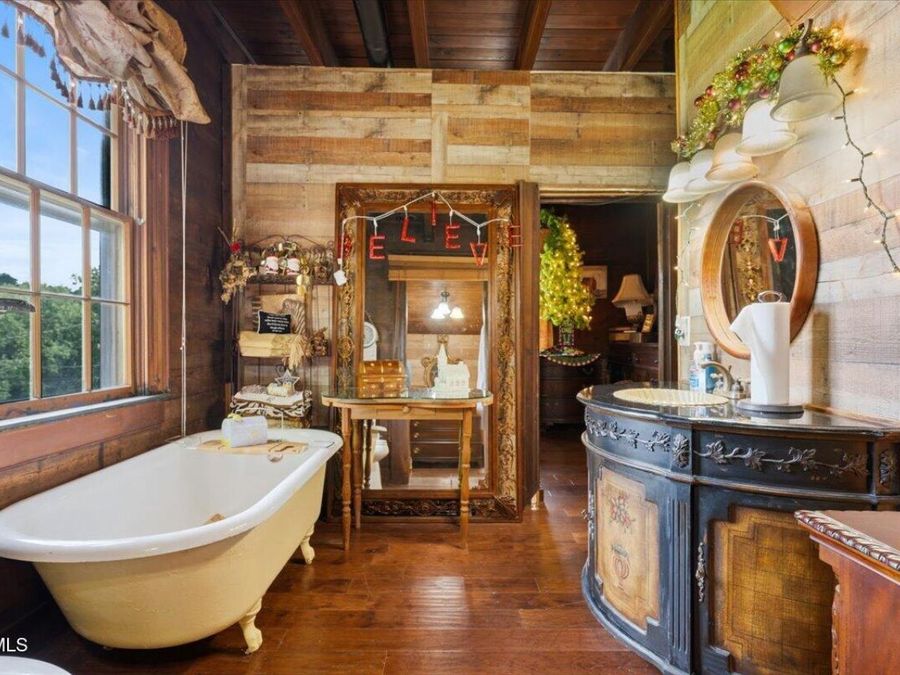 Property Image 39