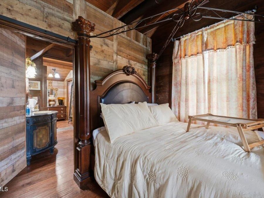 Property Image 44