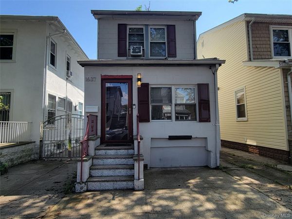 1637 West 2nd Street , Brooklyn, NY 11223