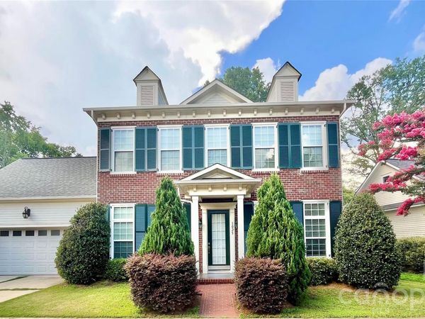 1025 N Sharon Amity Road, Charlotte, NC 28211