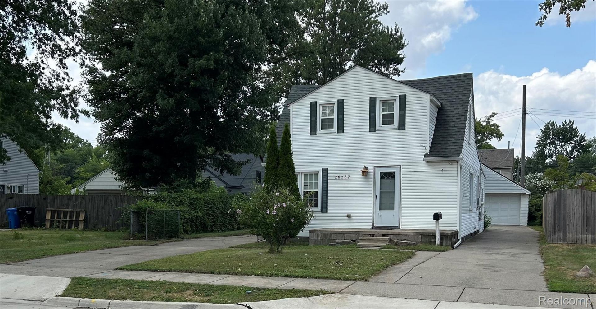 26537 Palmer Boulevard, Madison Heights, Mi 48071 Main Photo