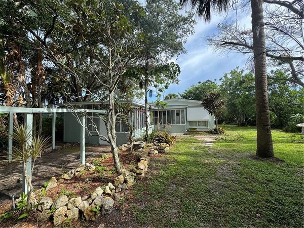 1302 14th Place, Vero Beach, FL 32960