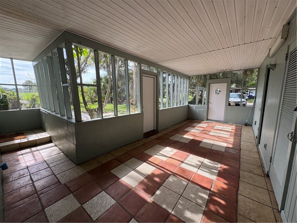 1302 14th Place, Vero Beach, FL 32960 Photo