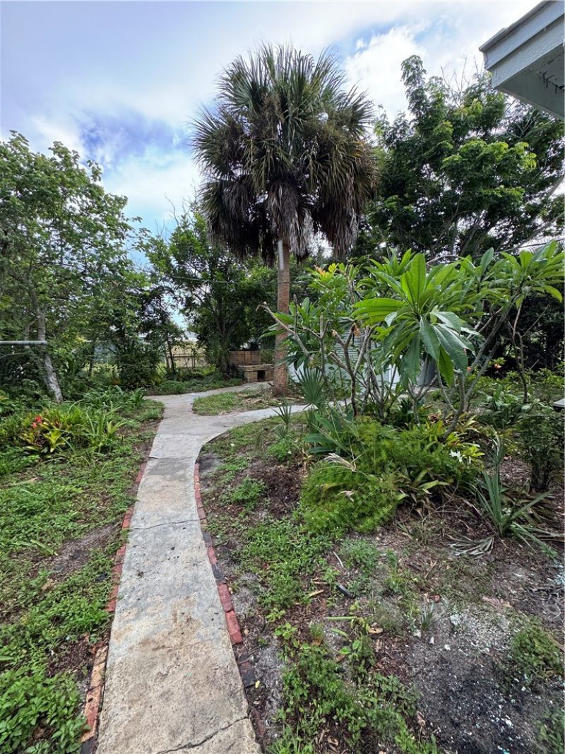 1302 14th Place, Vero Beach, FL 32960 Photo