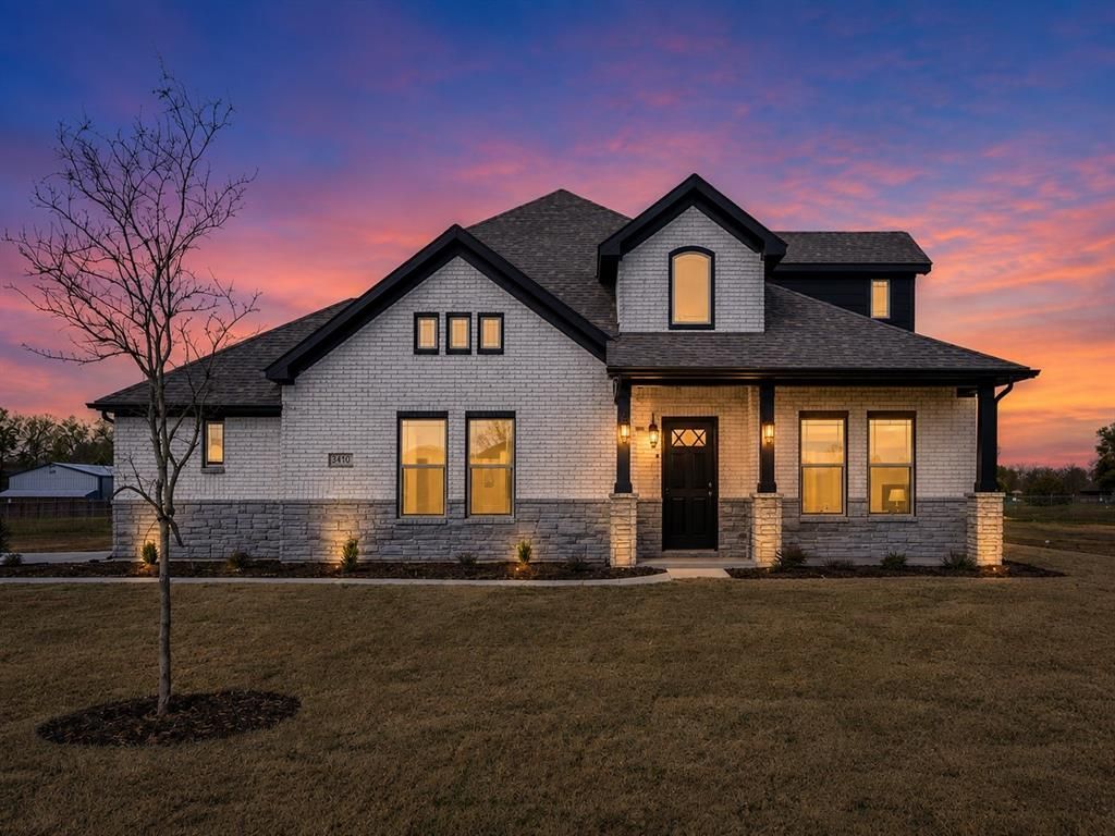 347 Copper Branach Road, Whitesboro, TX 76273 Main Photo