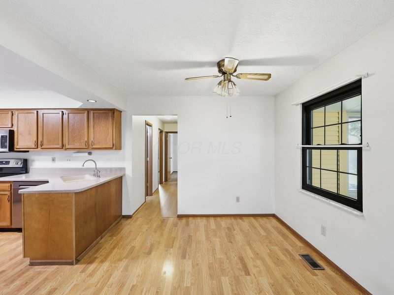 2120 Wayfaring Drive , Reynoldsburg, OH 43068 Photo 14