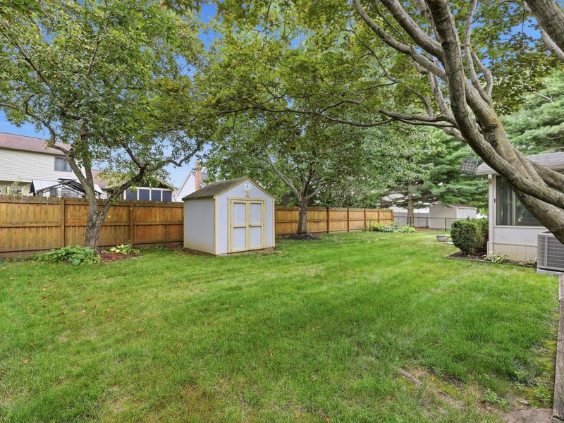 2120 Wayfaring Drive , Reynoldsburg, OH 43068 Photo 32