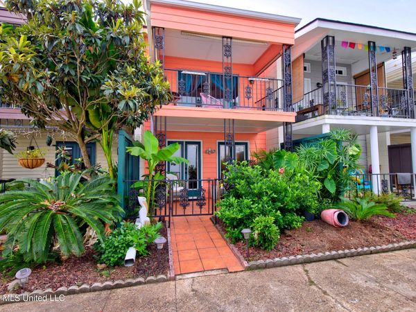 2501 Gulf Avenue, Gulfport, MS 39501