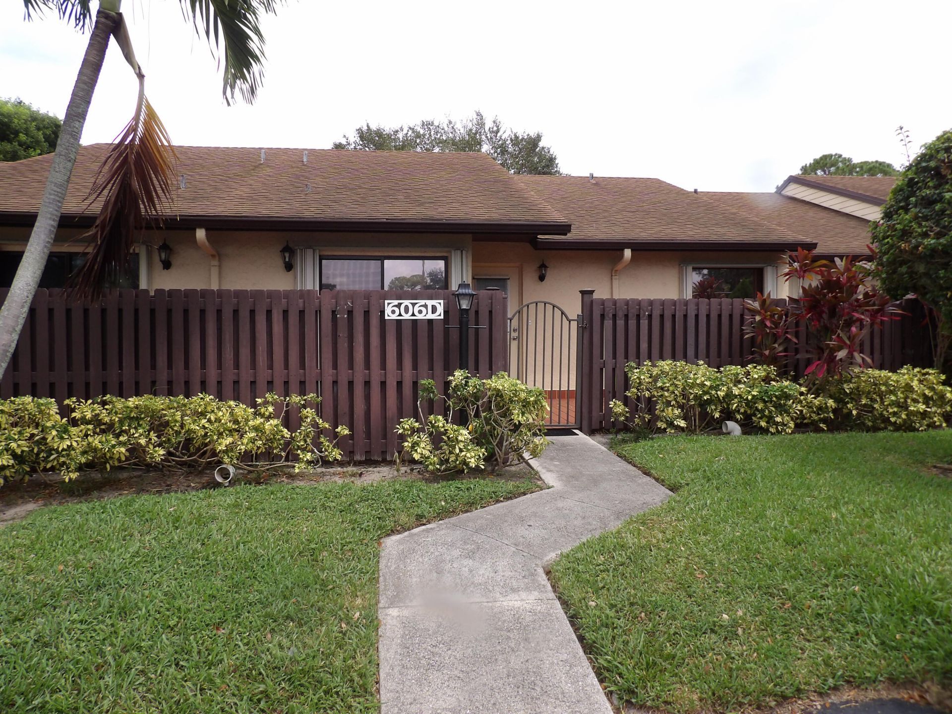 606 Sea Pine Way, Unit D, Greenacres, FL 33415 Photo
