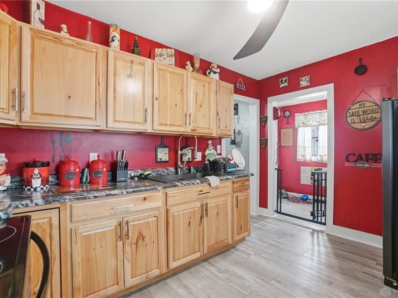1587 Charles Street, Springfield, OH 45505 Photo 22
