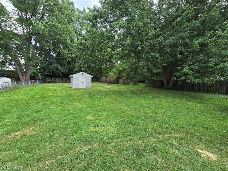 747 W River Road N, Elyria, OH 44035 Photo 11