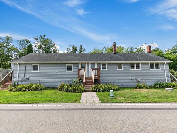 2103 Main Street Road, Unit A, Spring Grove, IL 60081