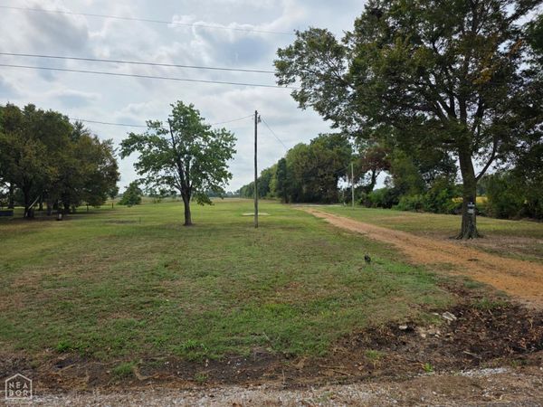 10 South Road, Marked Tree, AR 72365