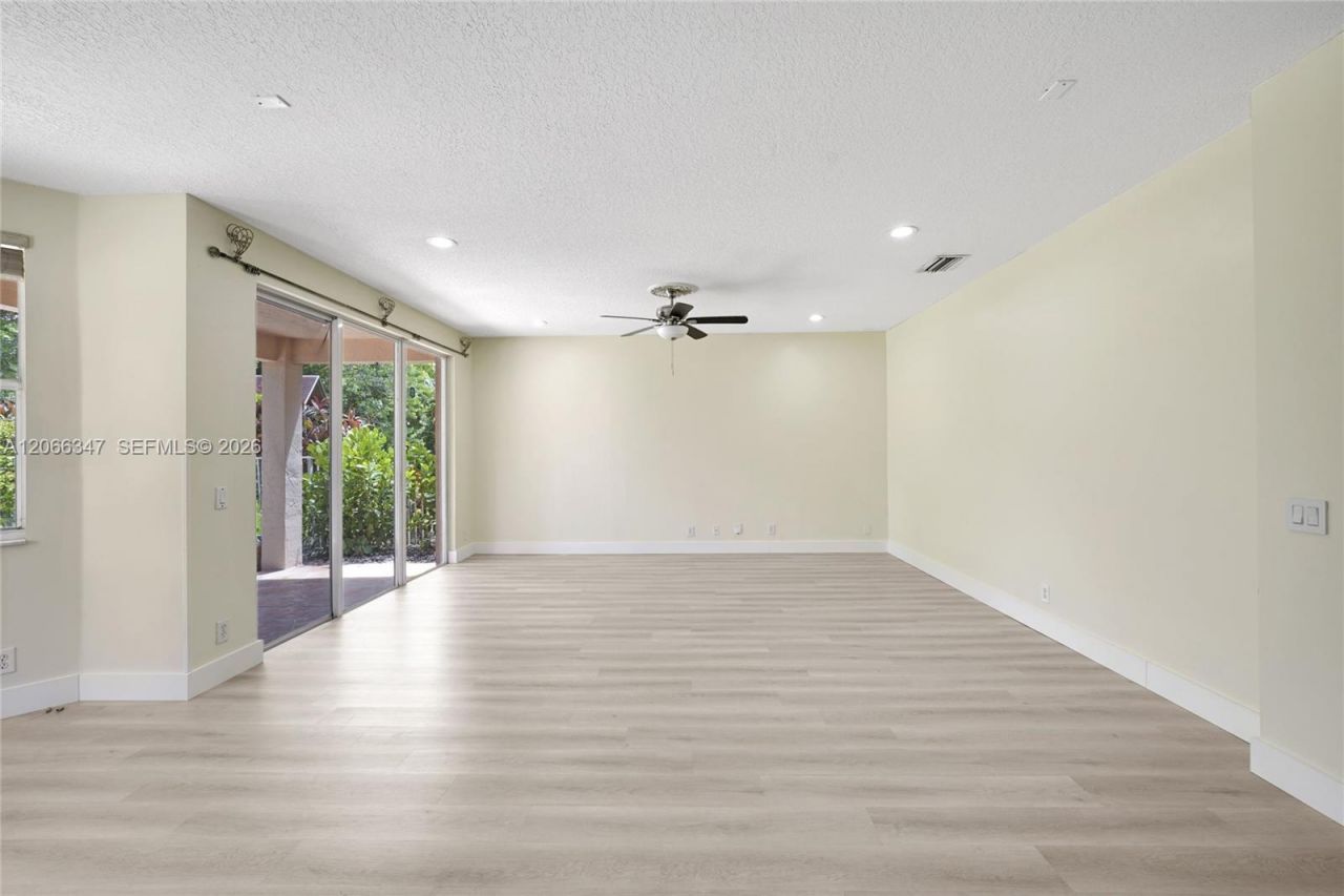 4312 Laurel Ridge Cir , Weston, FL 33331 Photo