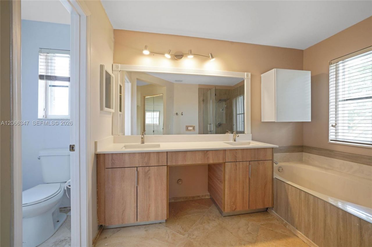 4312 Laurel Ridge Cir , Weston, FL 33331 Photo