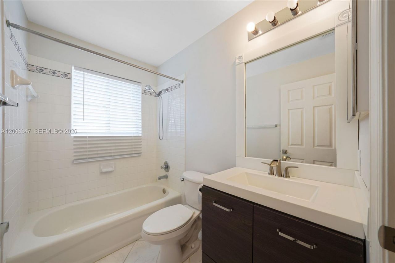 4312 Laurel Ridge Cir , Weston, FL 33331 Photo