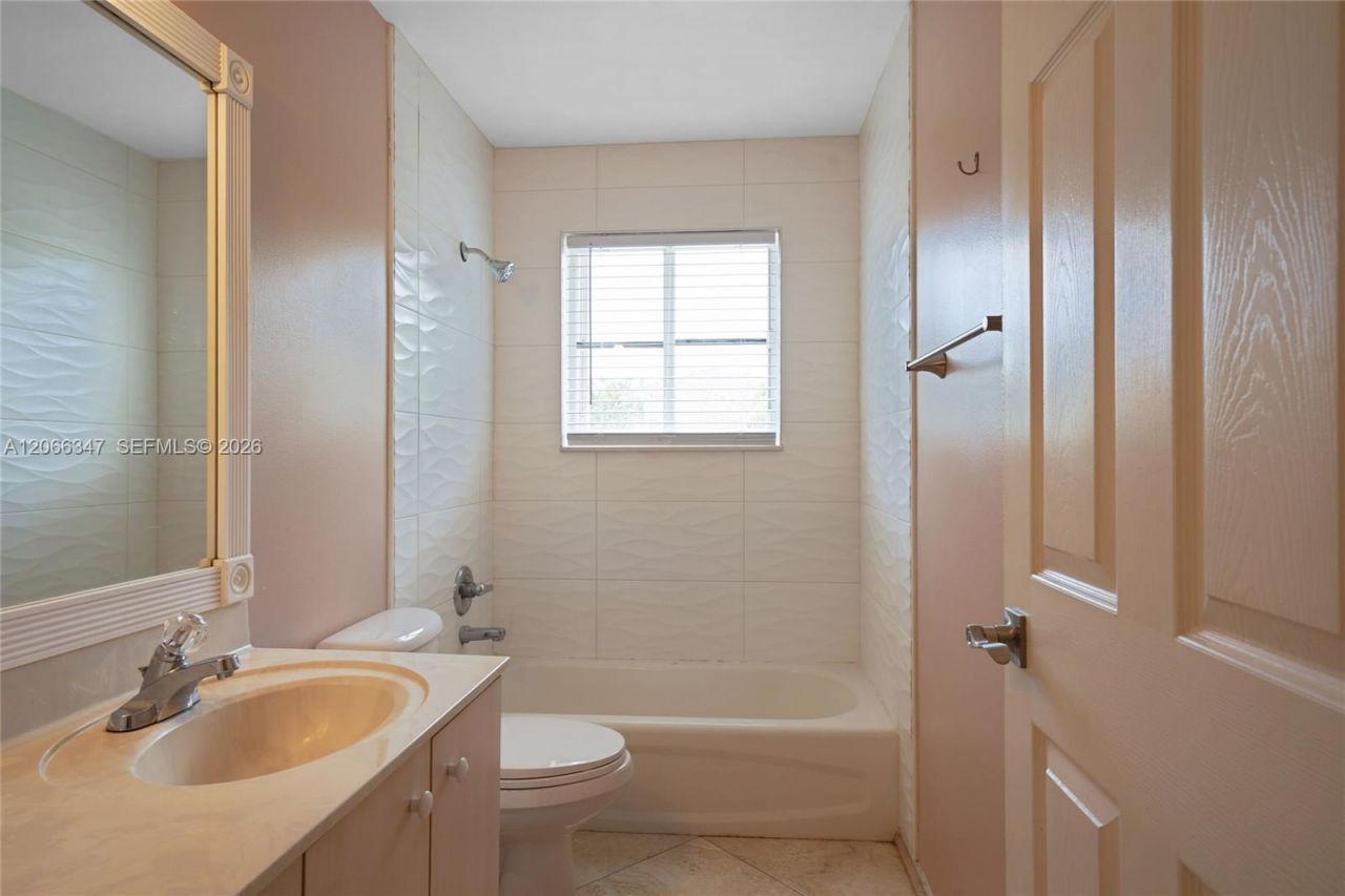 4312 Laurel Ridge Cir , Weston, FL 33331 Photo