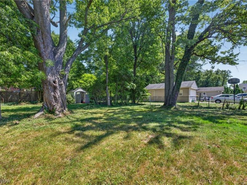 1403 Churchill Road, Lyndhurst, OH 44124 Photo 31