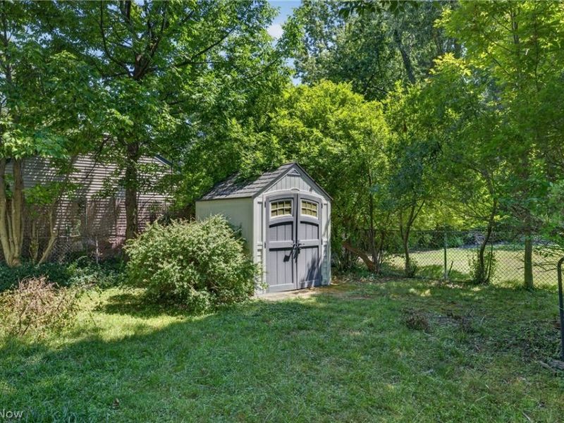 1403 Churchill Road, Lyndhurst, OH 44124 Photo 32