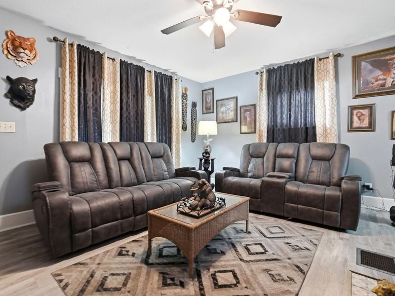 1587 Charles Street, Springfield, OH 45505 Photo 11