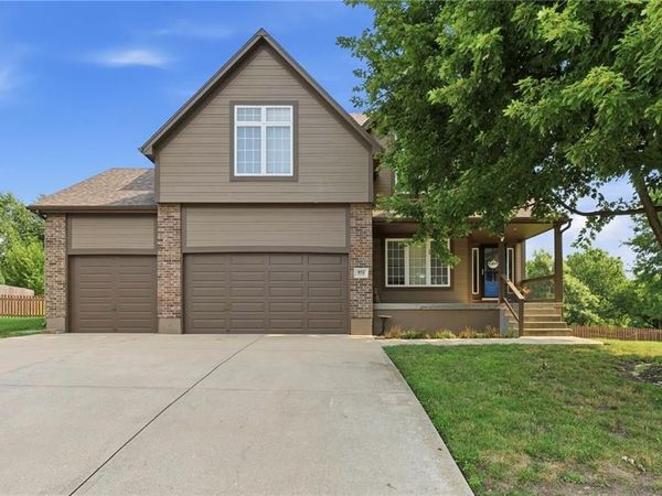 932 Elder Court, Raymore, MO 64083