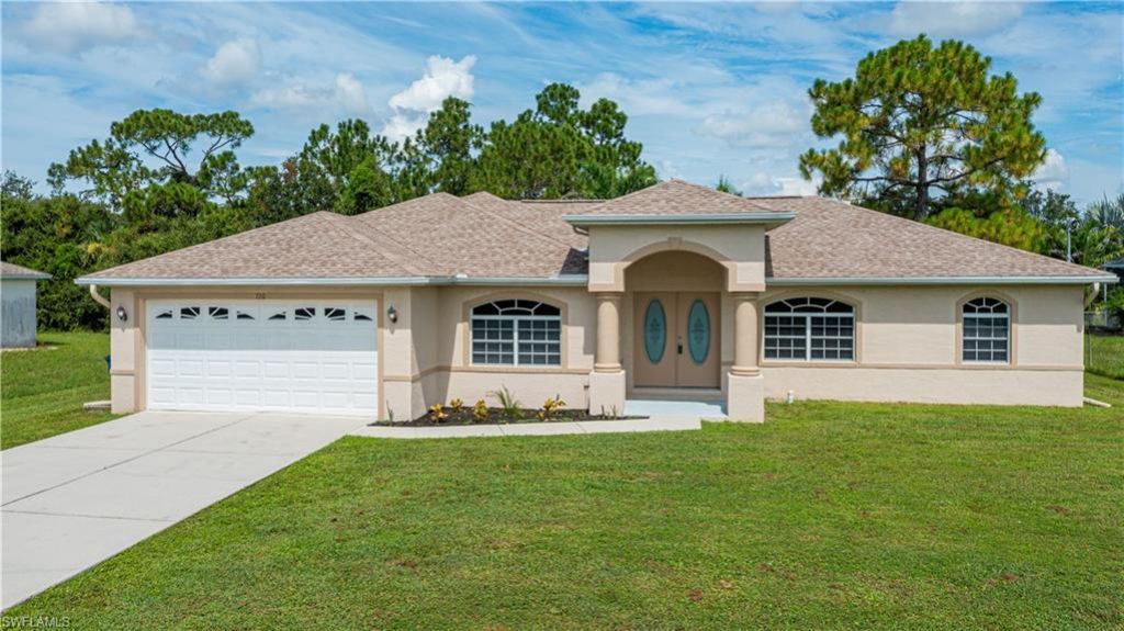 720 Zebu Pl, Fort Myers, FL 33913 Main Photo