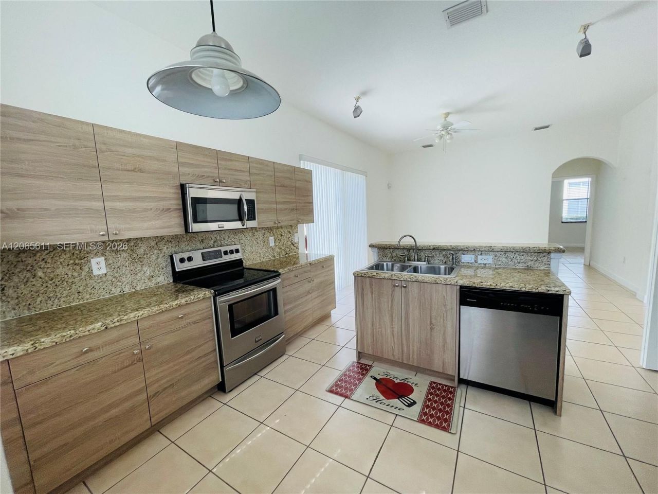 18162 NW 91st Ct, Unit 18162, Hialeah, FL 33018 Photo
