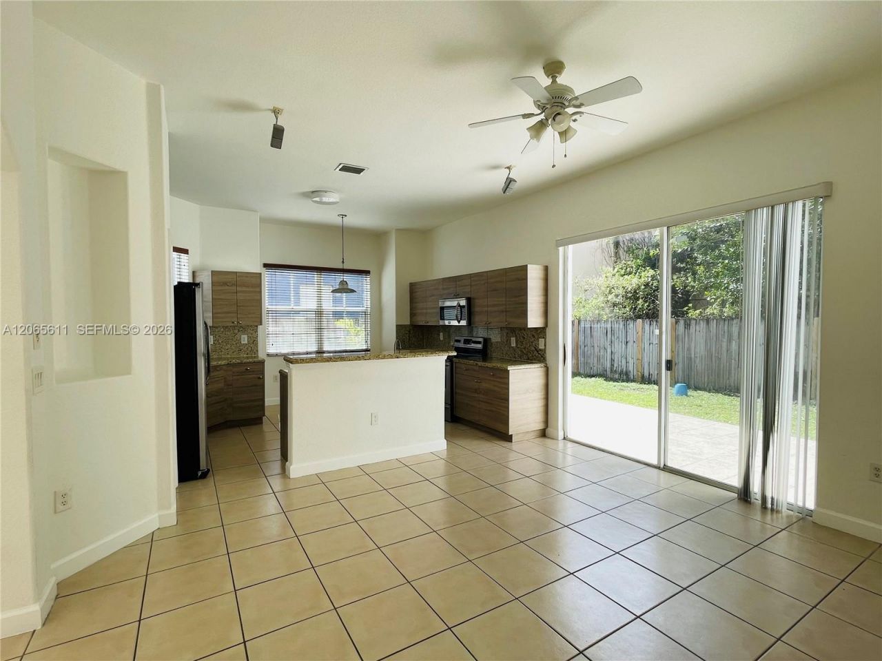 18162 NW 91st Ct, Unit 18162, Hialeah, FL 33018 Photo