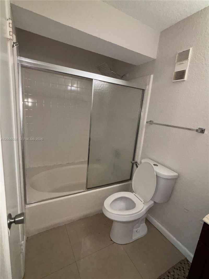 15591 SW 105th Ter, Unit 511, Miami, FL 33196 Photo
