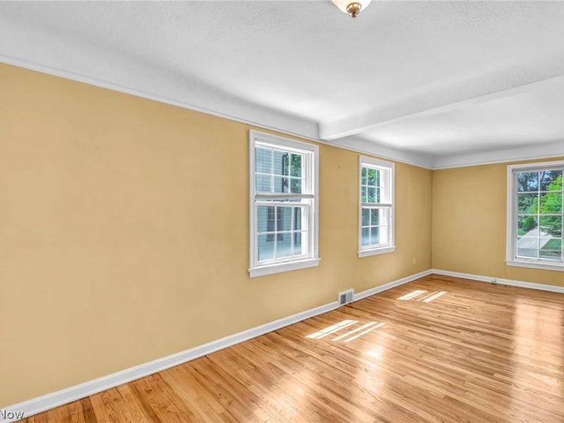 20860 Farnsleigh Road, Shaker Heights, OH 44122 Photo 14