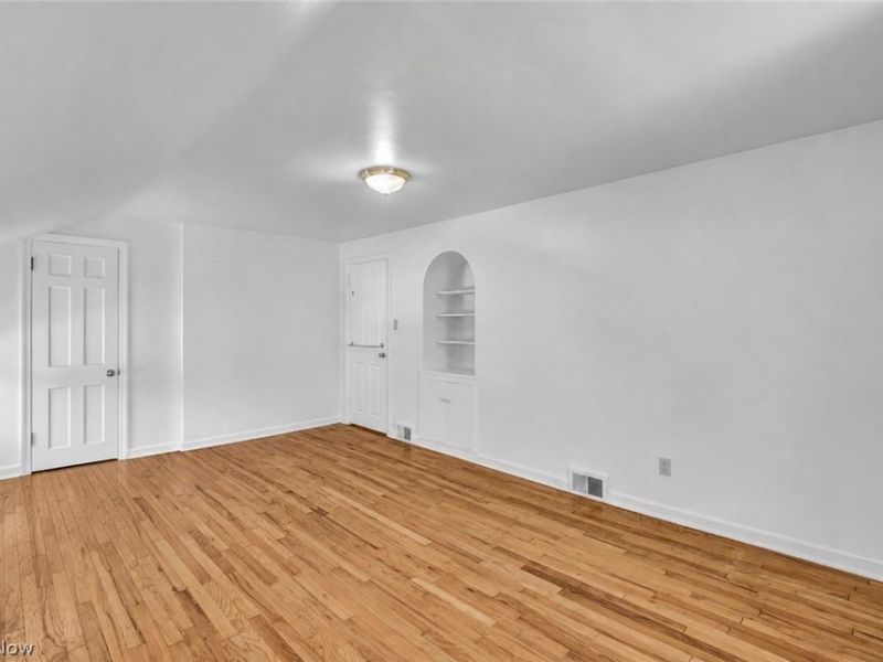 20860 Farnsleigh Road, Shaker Heights, OH 44122 Photo 24