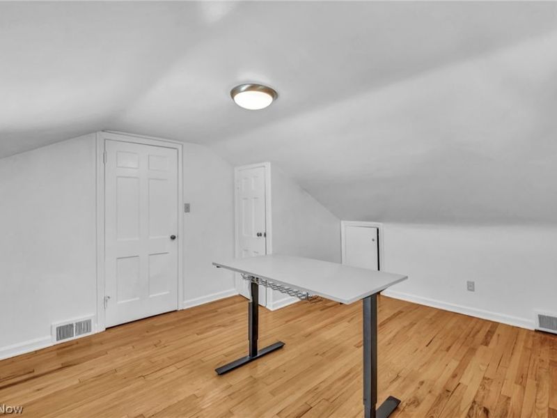 20860 Farnsleigh Road, Shaker Heights, OH 44122 Photo 30