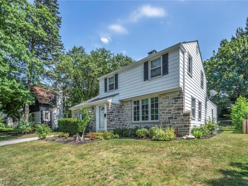 20860 Farnsleigh Road, Shaker Heights, OH 44122 Photo 42