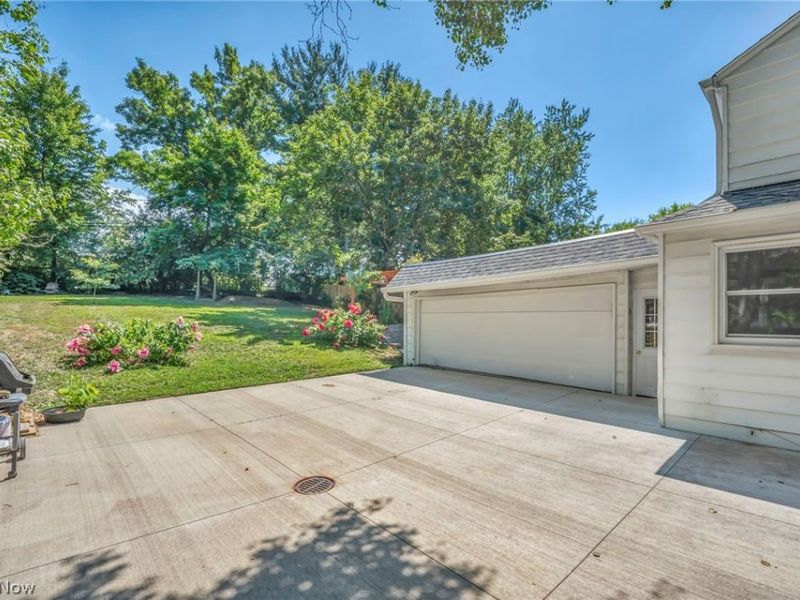 20860 Farnsleigh Road, Shaker Heights, OH 44122 Photo 43