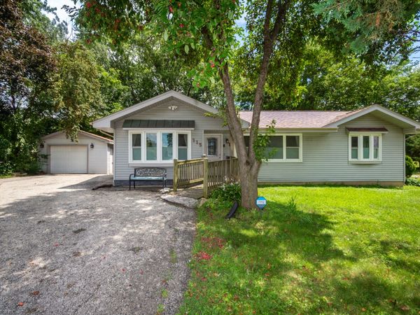 315 S Alleghany Road , Grayslake, IL 60030