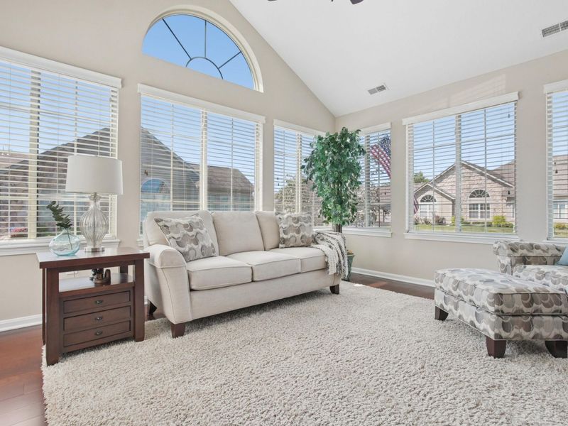 1553 Center Park Drive, Marion, OH 43302 Photo 9