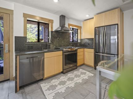 8681 Rainbow Avenue , Kings Beach, CA 96143 Photo