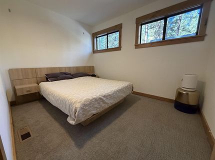 8681 Rainbow Avenue , Kings Beach, CA 96143 Photo