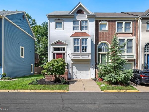 208 OCCOQUAN TERRACE SW, LEESBURG, VA 20175
