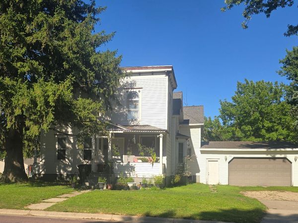 516 11th Street N, Mountain Lake, MN 56159