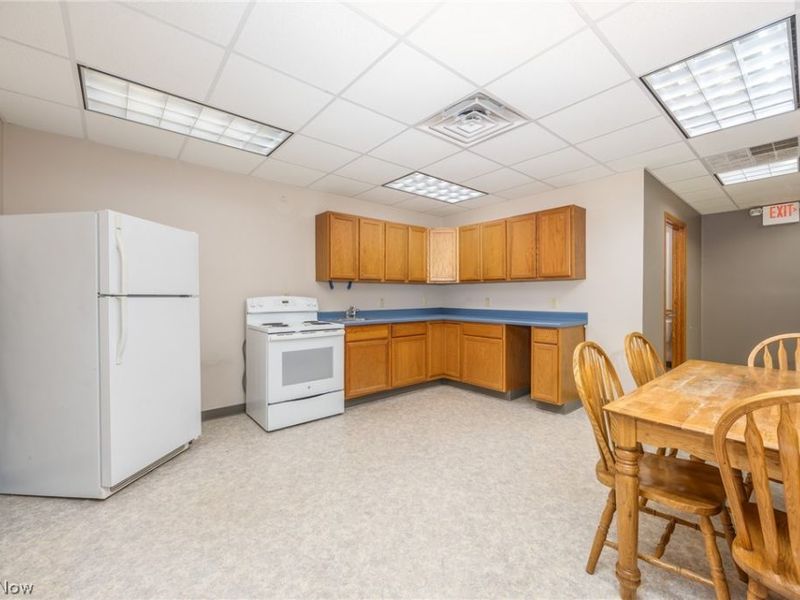 10 White Oak Professional Center, Vincent, OH 45784 Photo 30