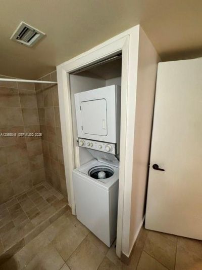301 Lakeview Dr, Unit 102, Weston, FL 33326 Photo