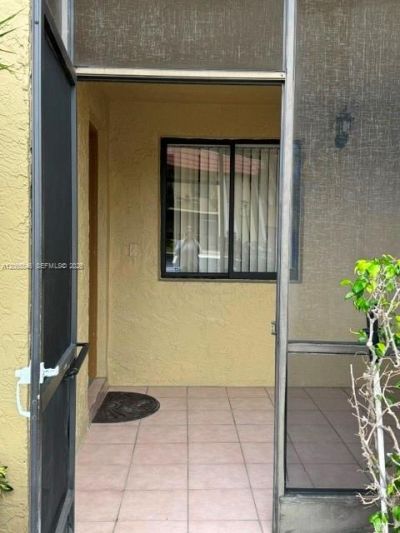 301 Lakeview Dr, Unit 102, Weston, FL 33326 Photo