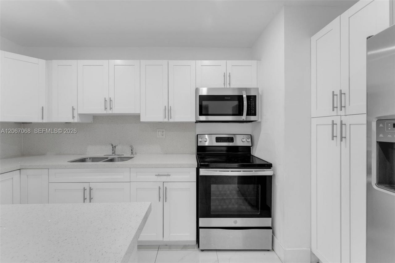 8246 SW 147th Ct , Miami, FL 33193 Photo