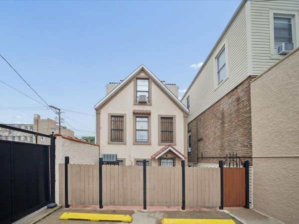 2519 S Kedzie Avenue , Chicago, IL 60623